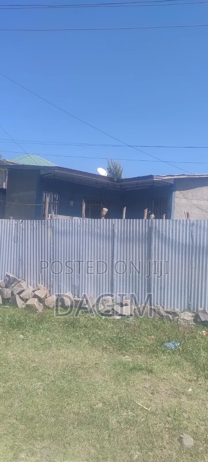 2bdrm House in Home, North Shewa for sale