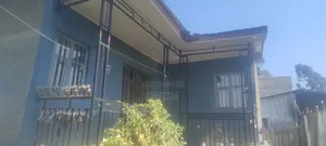 2bdrm House in Home, North Shewa for sale