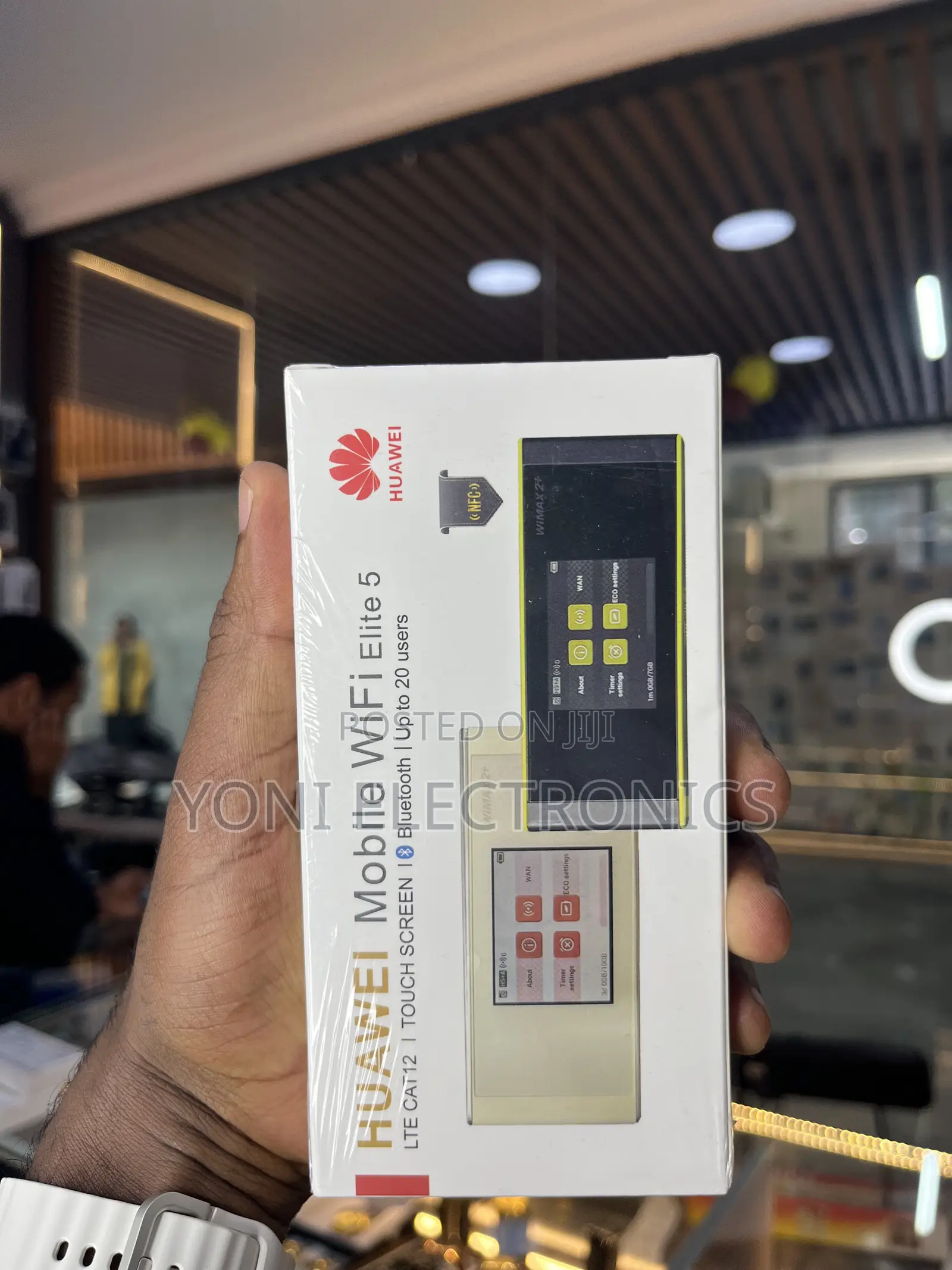 Huawei Mobile WiFi Elite 5 (LTE Cat12)