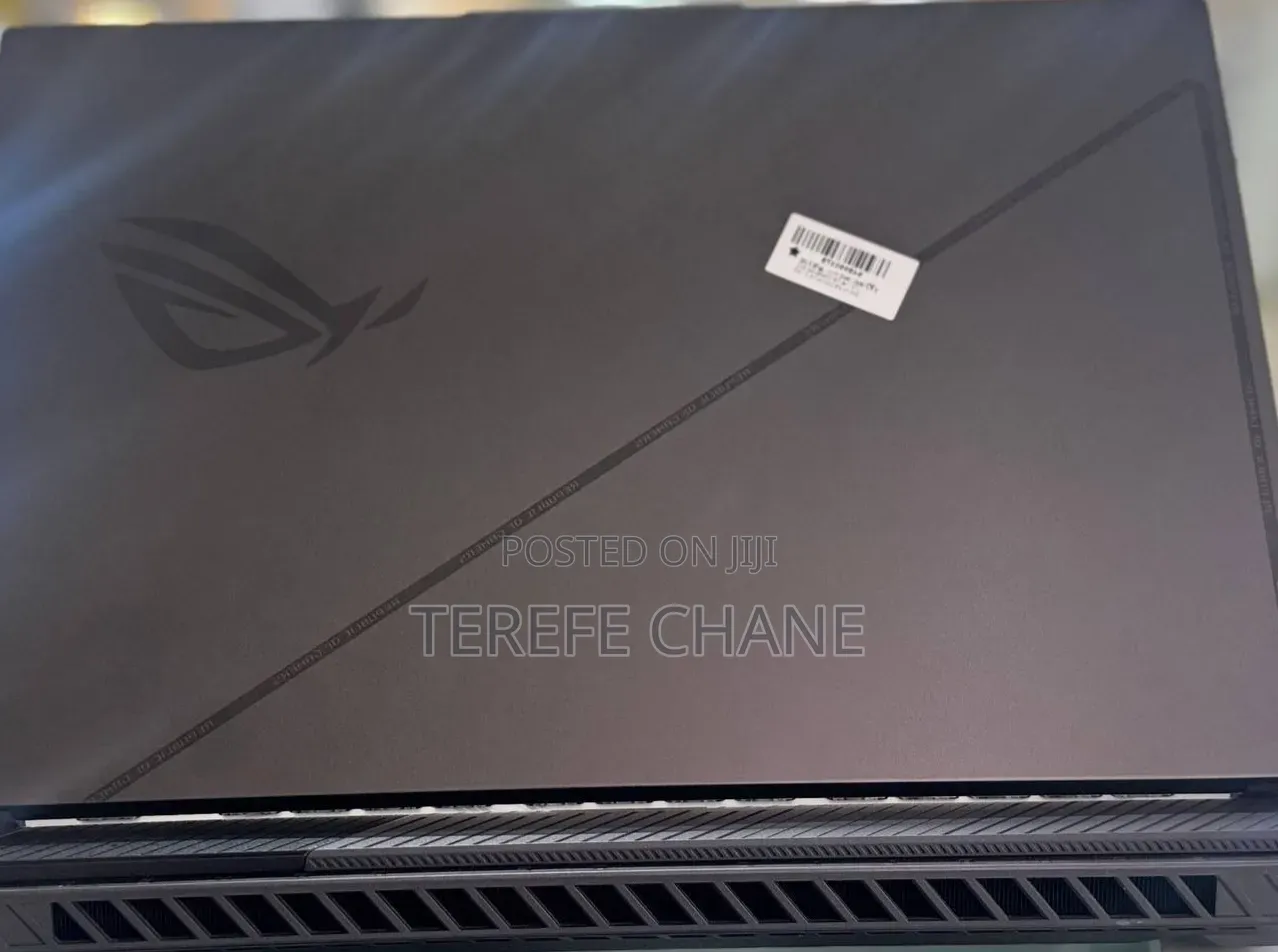 New Laptop Asus ROG Strix G16 G614 16GB Intel Core i7 SSD 1T