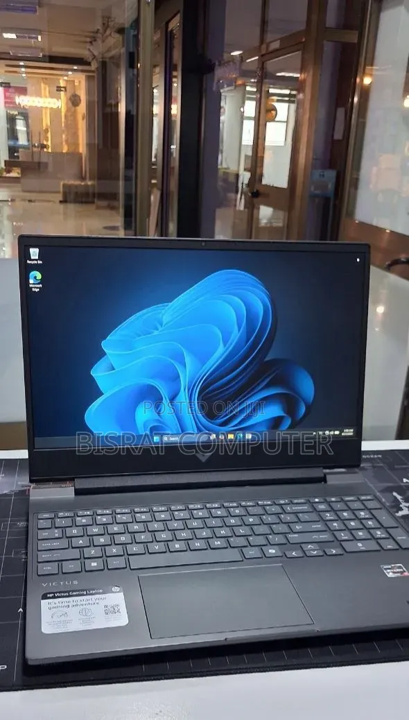 New Laptop HP Victus 15 16GB Intel Core i7 SSD 512GB