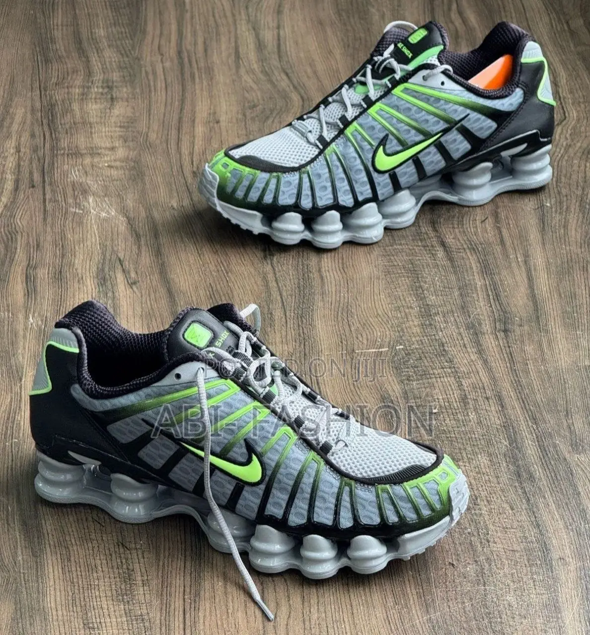 Nike Shox TL in Wolf Grey/Lime Blast