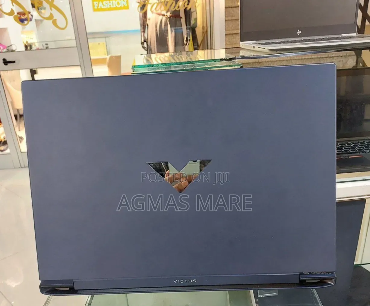 New Laptop HP Victus 16 8GB AMD Ryzen 7 SSD 1T