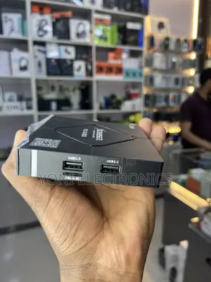 XCruiser V12 AI Box Android TV Box