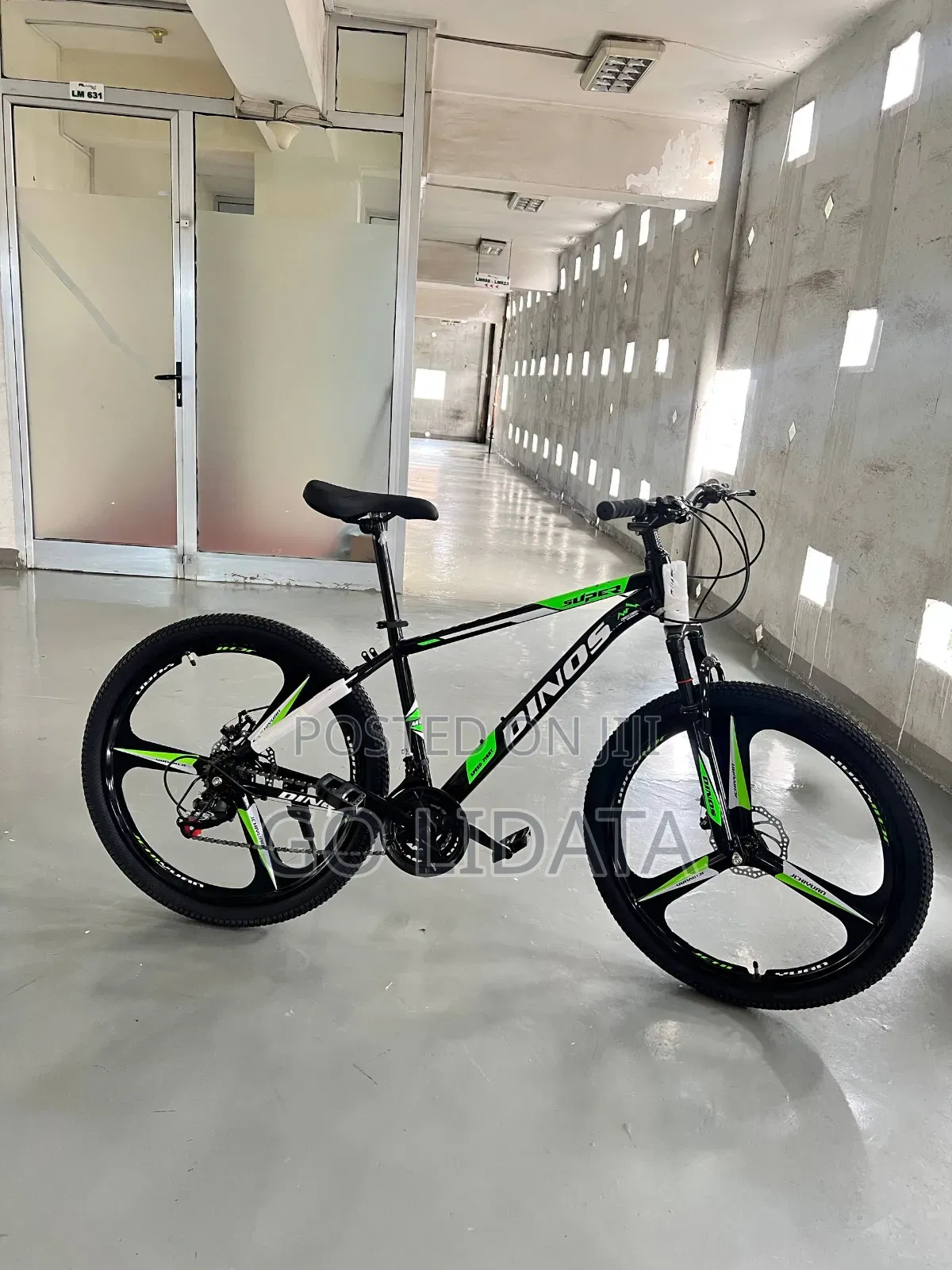 Dinos ማውንቴን ሳይክል — Dinos Mountain Bike