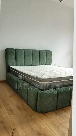 Emerald Kings Bed