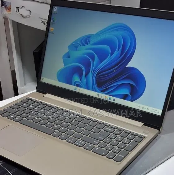 New Laptop Lenovo IdeaPad 1 8GB Intel Core 3 SSD 256GB
