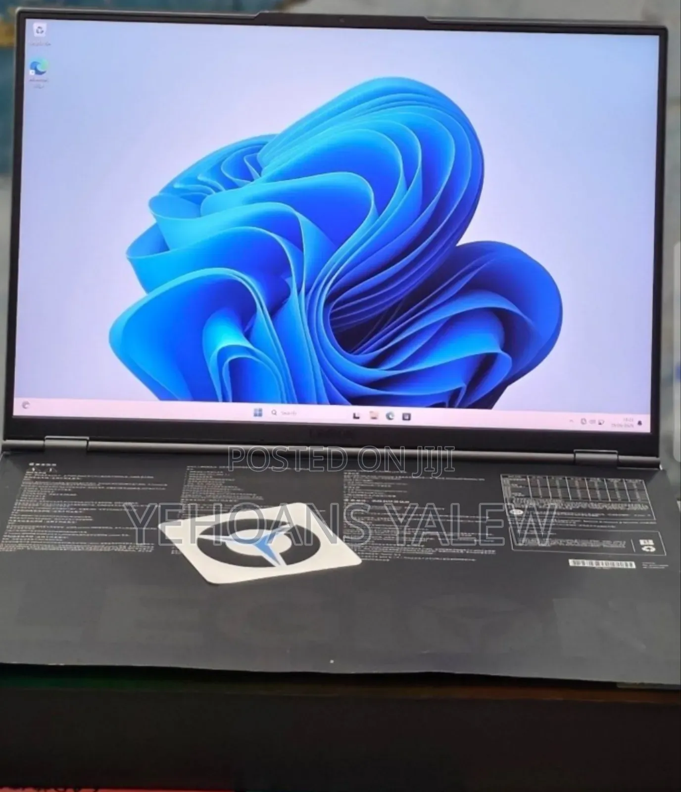 New Lenovo Legion Y7000P IRX9 Gaming Laptop 32GB AMD Ryzen 9 SSD 1T