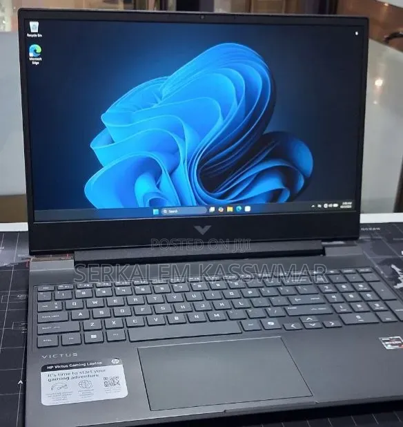 New Laptop HP Victus 15 16GB AMD Ryzen 7 SSD 512GB