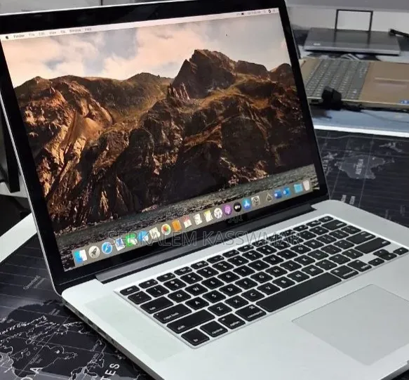 New Laptop Apple MacBook Pro 2014 16GB Intel Core i7 SSD 256GB