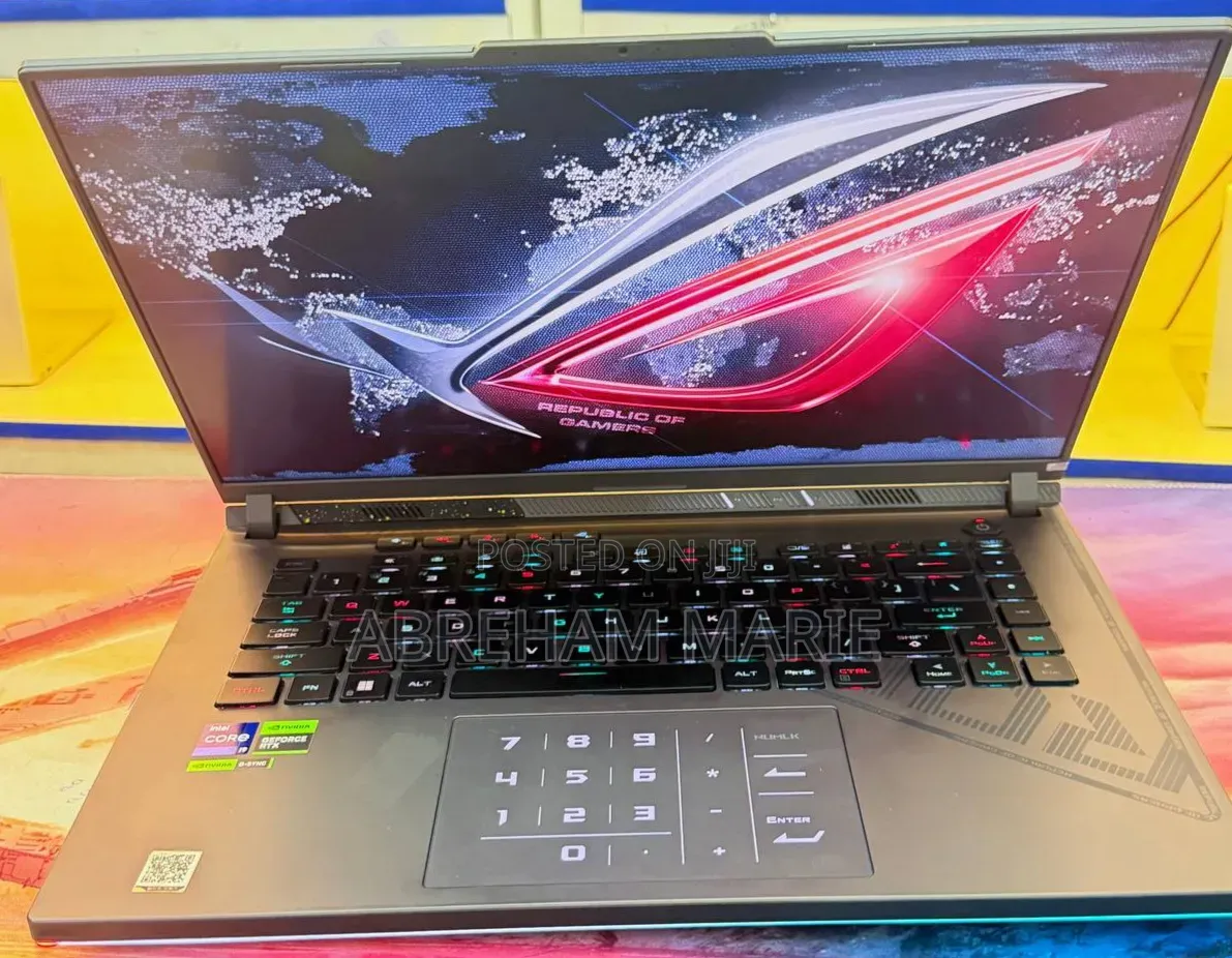 New Laptop Asus ROG Strix G15 16GB Intel Core i9 SSD 1T