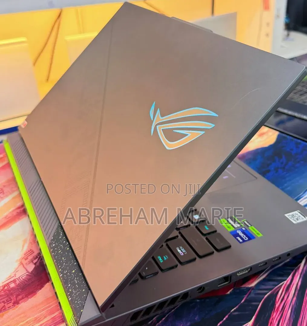 New Laptop Asus ROG Strix G15 16GB Intel Core i9 SSD 1T