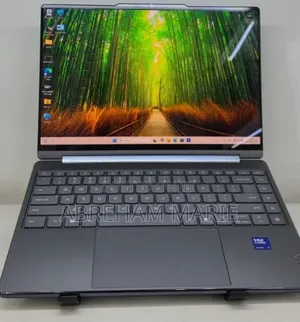 New Laptop Lenovo Yoga 9 16GB Intel Core Ultra 7 SSD 512GB