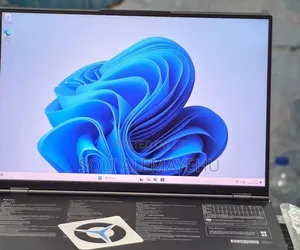 New Laptop Lenovo Legion 5 32GB AMD Ryzen 9 SSD 1T