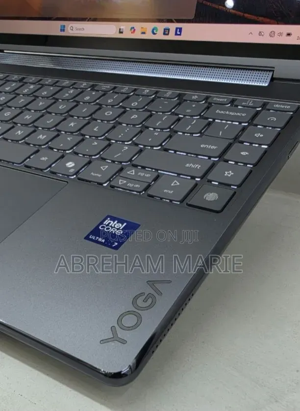 New Laptop Lenovo Yoga 9 16GB Intel Core Ultra 7 SSD 512GB