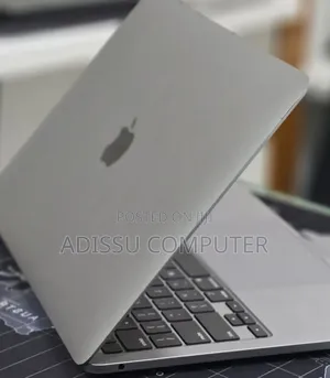 New Laptop Apple MacBook Pro 2020 8GB Apple M1 Pro SSD 512GB