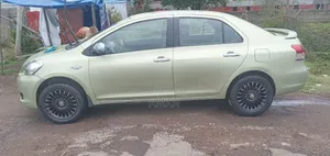 Toyota Yaris 2007 Gold