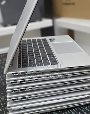 New Laptop HP EliteBook 840 G9 16GB Intel Core i7 SSD 1T