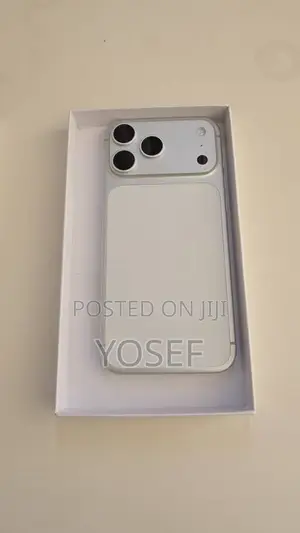 New Apple iPhone 17 Pro Max 1 TB Silver