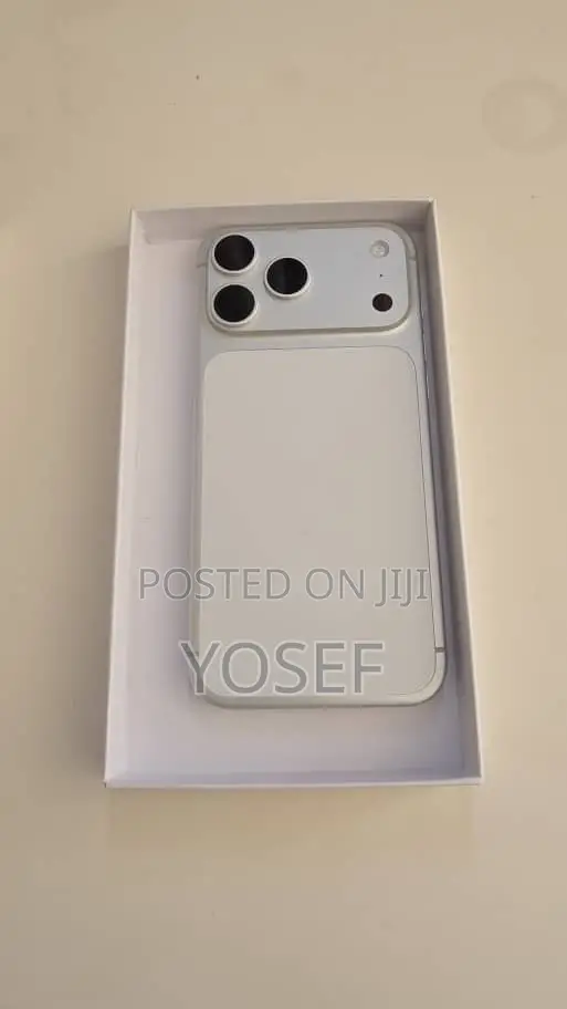 New Apple iPhone 17 Pro Max 1 TB Silver