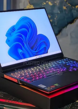New Laptop Lenovo Legion 9 32GB AMD Ryzen 9 SSD 1T