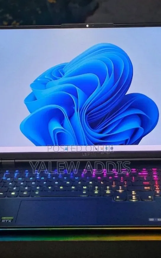 New Laptop Lenovo Legion 9 32GB AMD Ryzen 9 SSD 1T