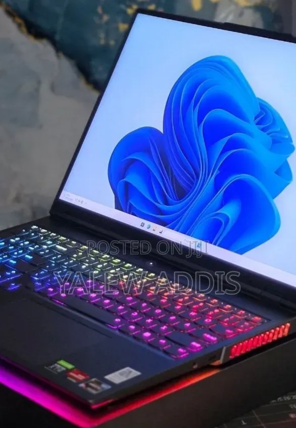 New Laptop Lenovo Legion 9 32GB AMD Ryzen 9 SSD 1T