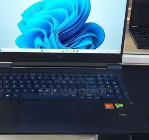 New Laptop HP 8GB AMD Ryzen 7 SSD 1T