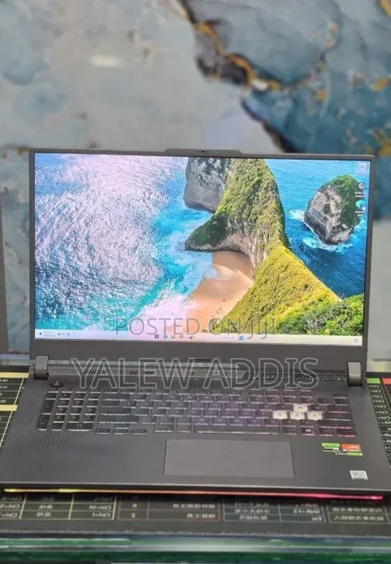 New Laptop Asus G71G 16GB AMD Ryzen 9 SSD 1T