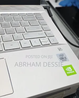 New Laptop HP 16GB Intel Core i5 SSD 512GB