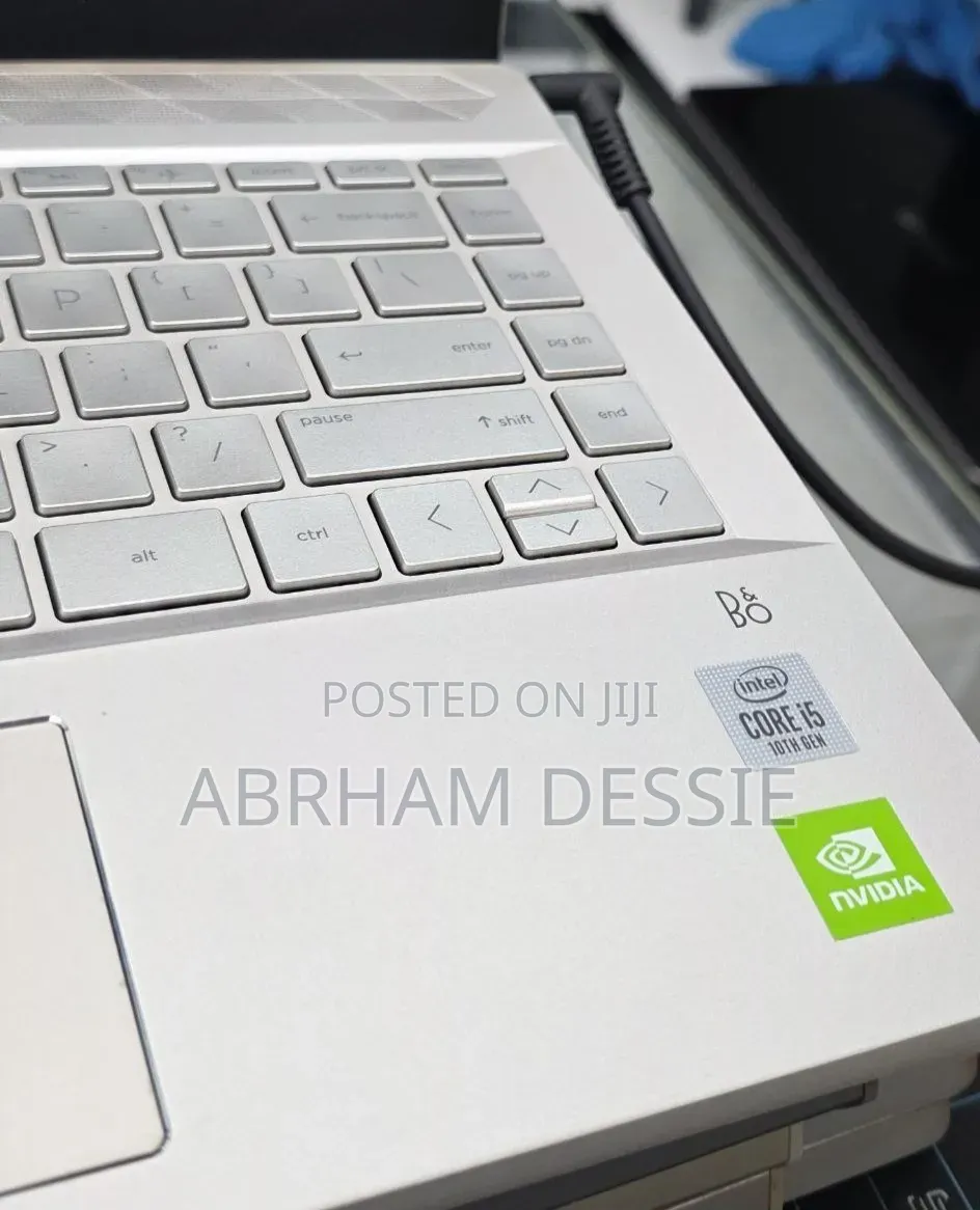 New Laptop HP 16GB Intel Core i5 SSD 512GB