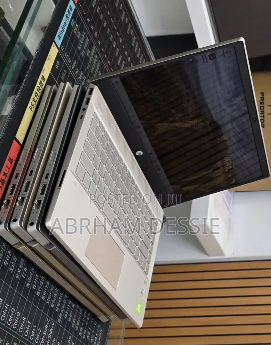 New Laptop HP 16GB Intel Core i5 SSD 512GB