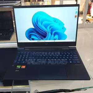 New Laptop HP Victus 16 8GB AMD Ryzen 7 SSD 1T
