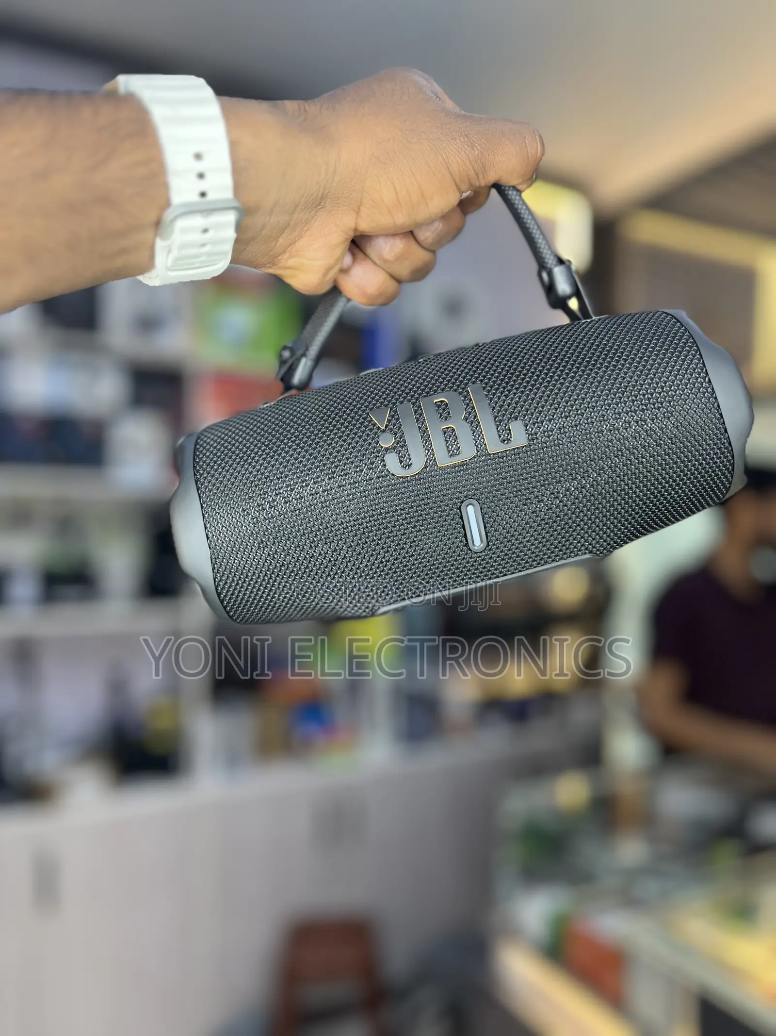 JBL Charge 6 Portable Bluetooth Speaker 