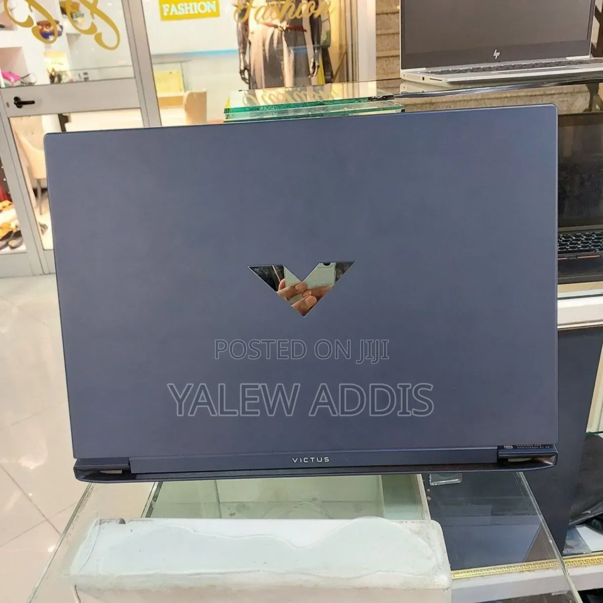 New Laptop HP Victus 16 8GB AMD Ryzen 7 SSD 1T