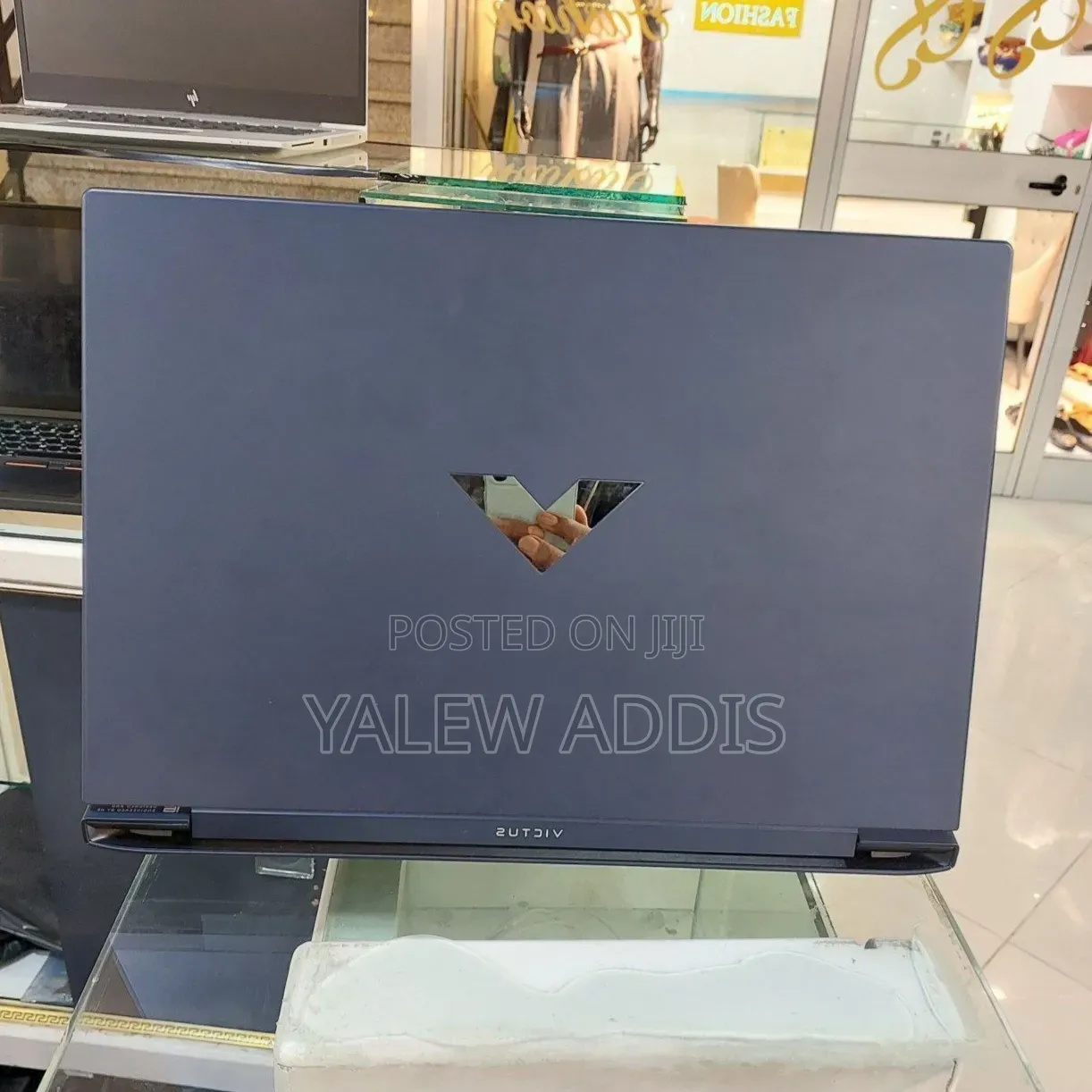 New Laptop HP Victus 16 8GB AMD Ryzen 7 SSD 1T