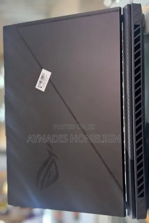 New Laptop Asus ROG Strix G16 16GB Intel Core i7 SSD 1T