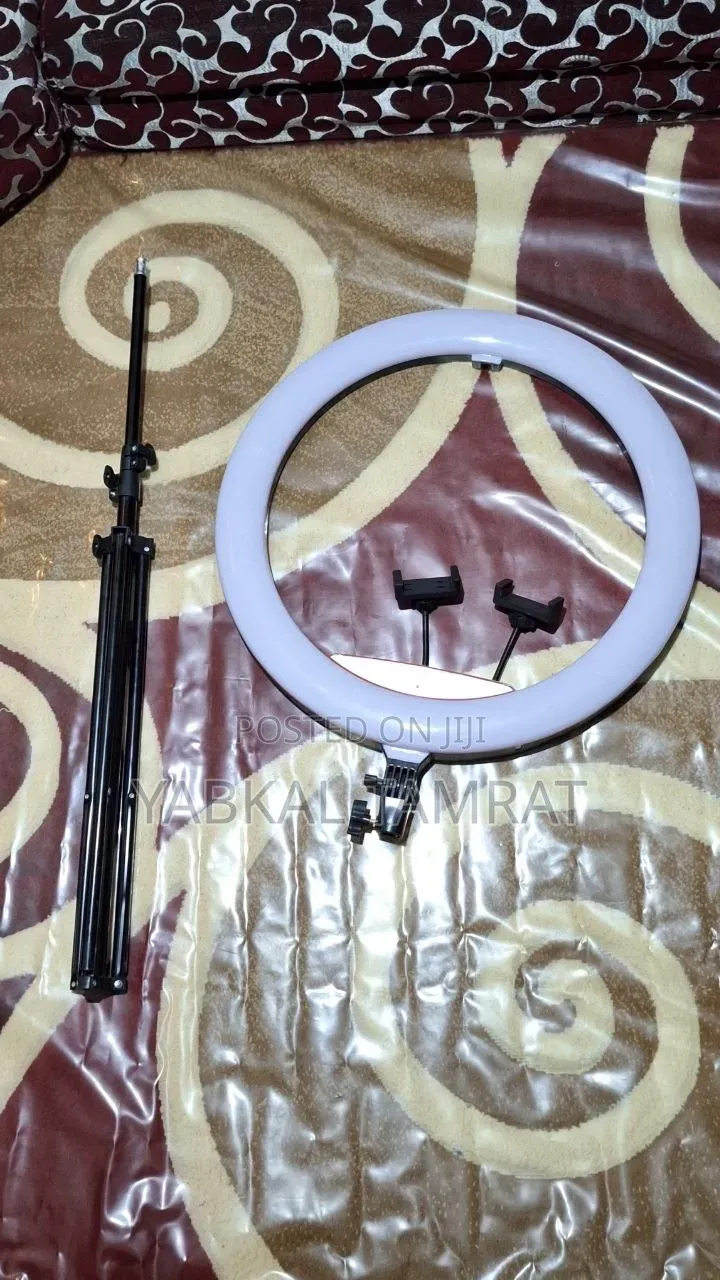 LJJ 22 Inche Ring Light