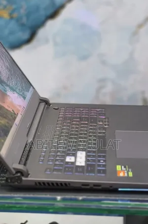 New Laptop Asus ROG Strix G17 16GB AMD Ryzen 9 SSD 1T