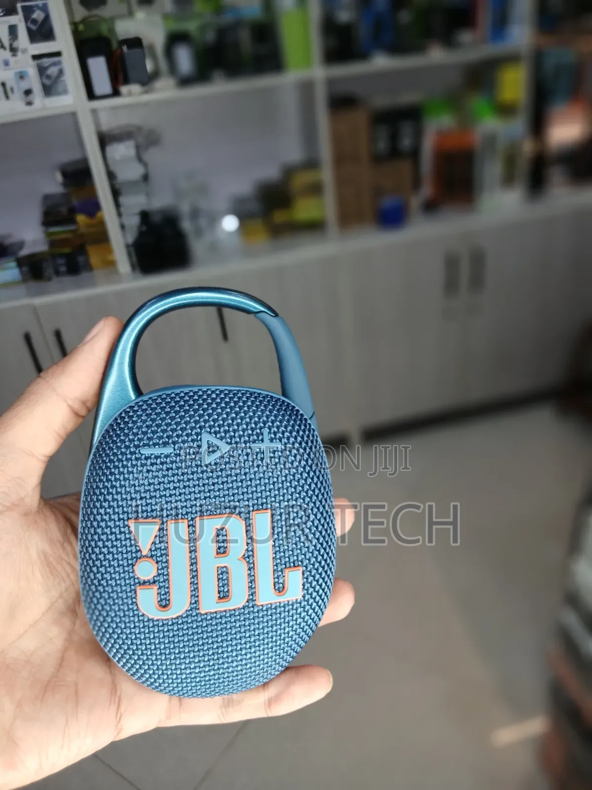 JBL Clip 5 Portable Bluetooth Speaker