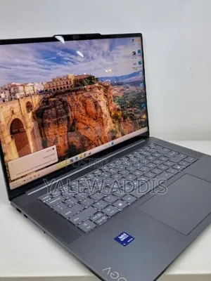 New Laptop Lenovo Yoga 11e 32GB Intel Core Ultra 7 SSD 1T