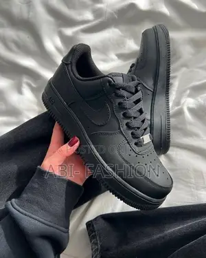 Nike Air Force 1 Low “Triple Black” Uniqe All Time