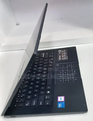New Laptop Asus Vivobook 17 16GB Intel Core Ultra 5 SSD 512GB
