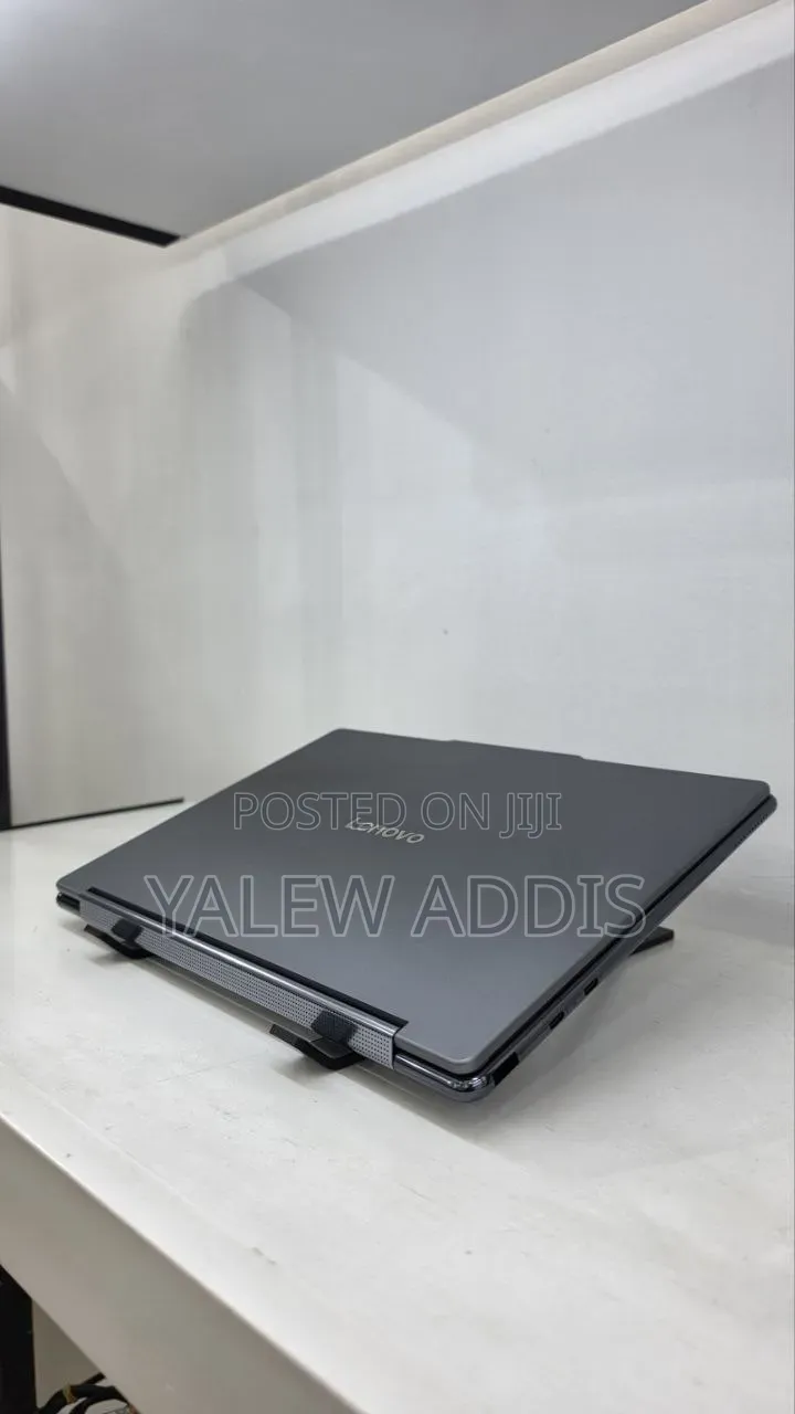New Laptop Lenovo Yoga 9i 16GB Intel Core Ultra 7 SSD 512GB
