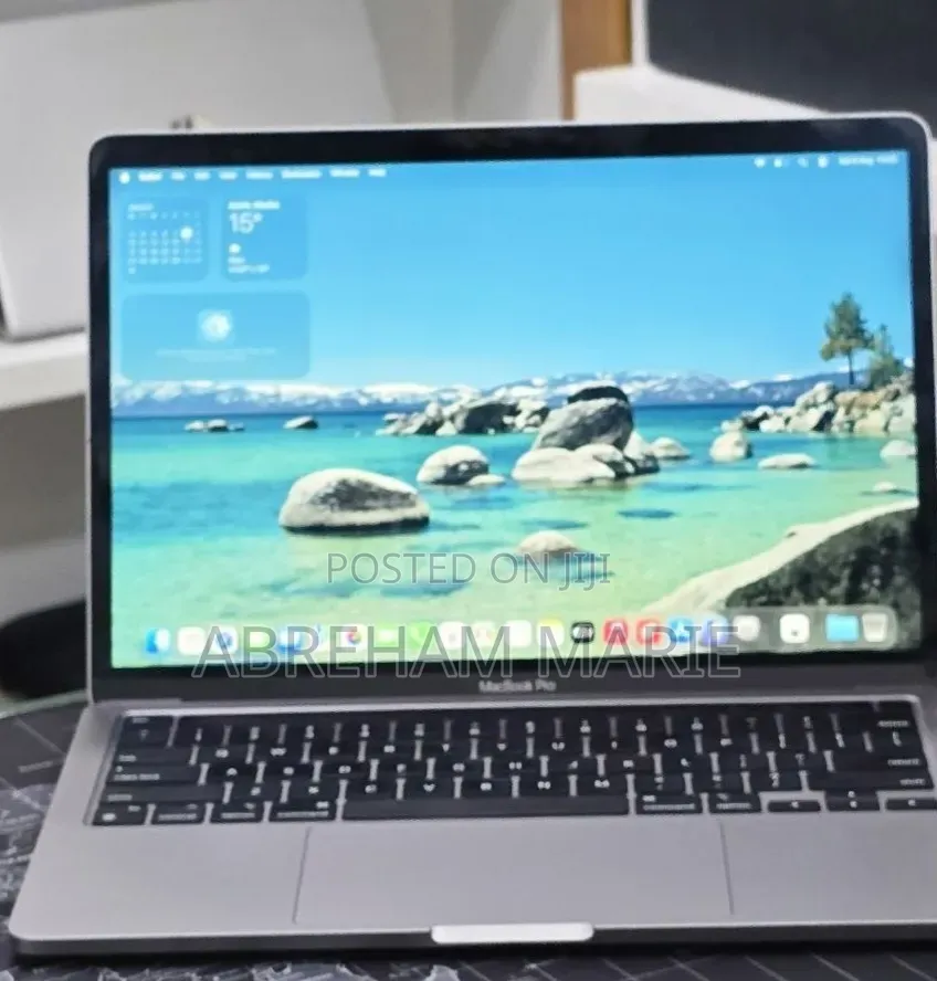 New Laptop Apple MacBook Pro 2022 M2 16GB Intel Core M2 SSD 256GB