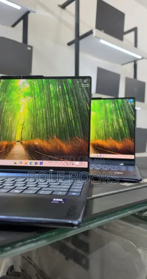 New Laptop Lenovo Yoga Book 9i 32GB Intel Core Ultra 7 SSD 512GB