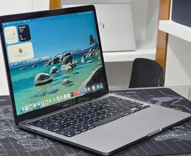 New Laptop Apple MacBook Air 2022 M2 16GB Apple M2 SSD 256GB