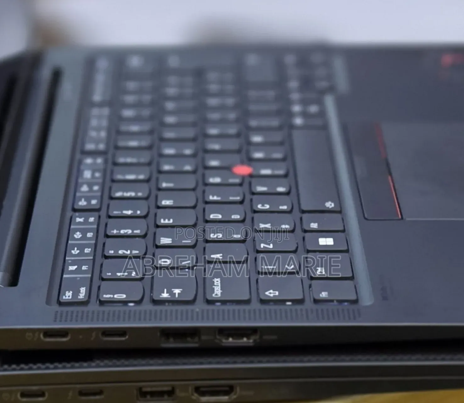New Laptop Lenovo ThinkPad X1 Carbon Gen11 16GB Intel Core i7 SSD 512GB