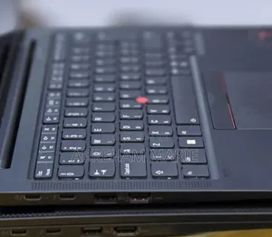 New Laptop Lenovo ThinkPad X1 Carbon Gen11 16GB Intel Core i7 SSD 512GB