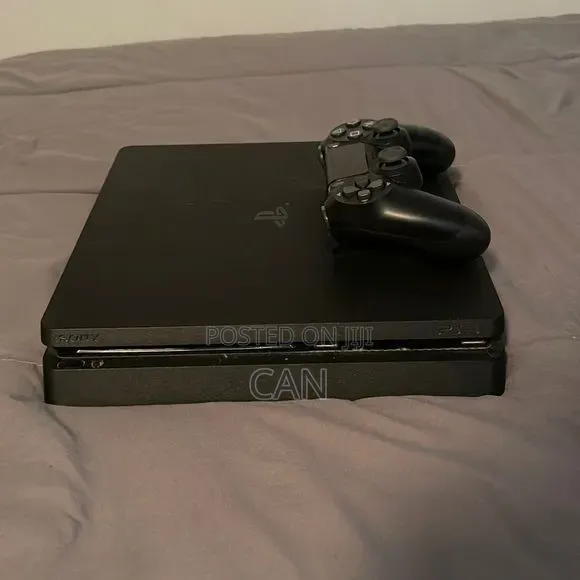 PlayStation 4slim Arif Console